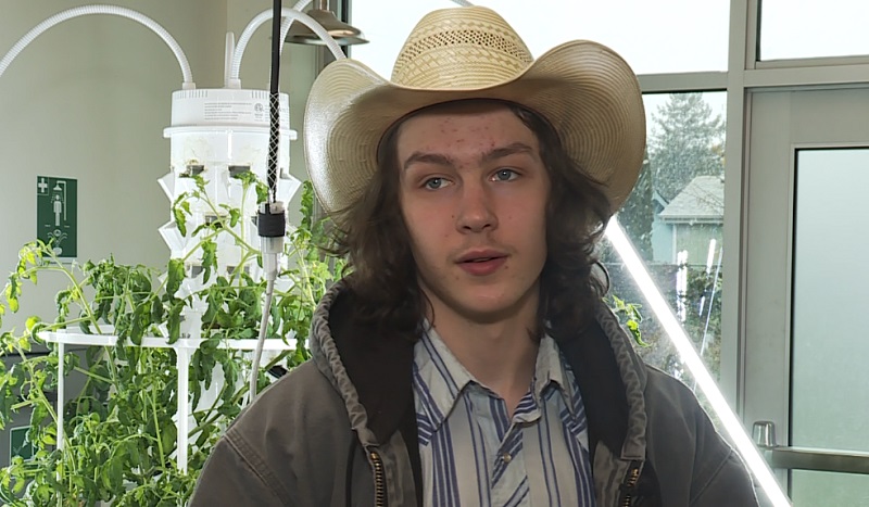 McKay High School's Memphis Hukill is the treasurer of the Salem-Keizer Future Farmers of America and a student in the school's agricultural classes, April 2023 (KOIN)