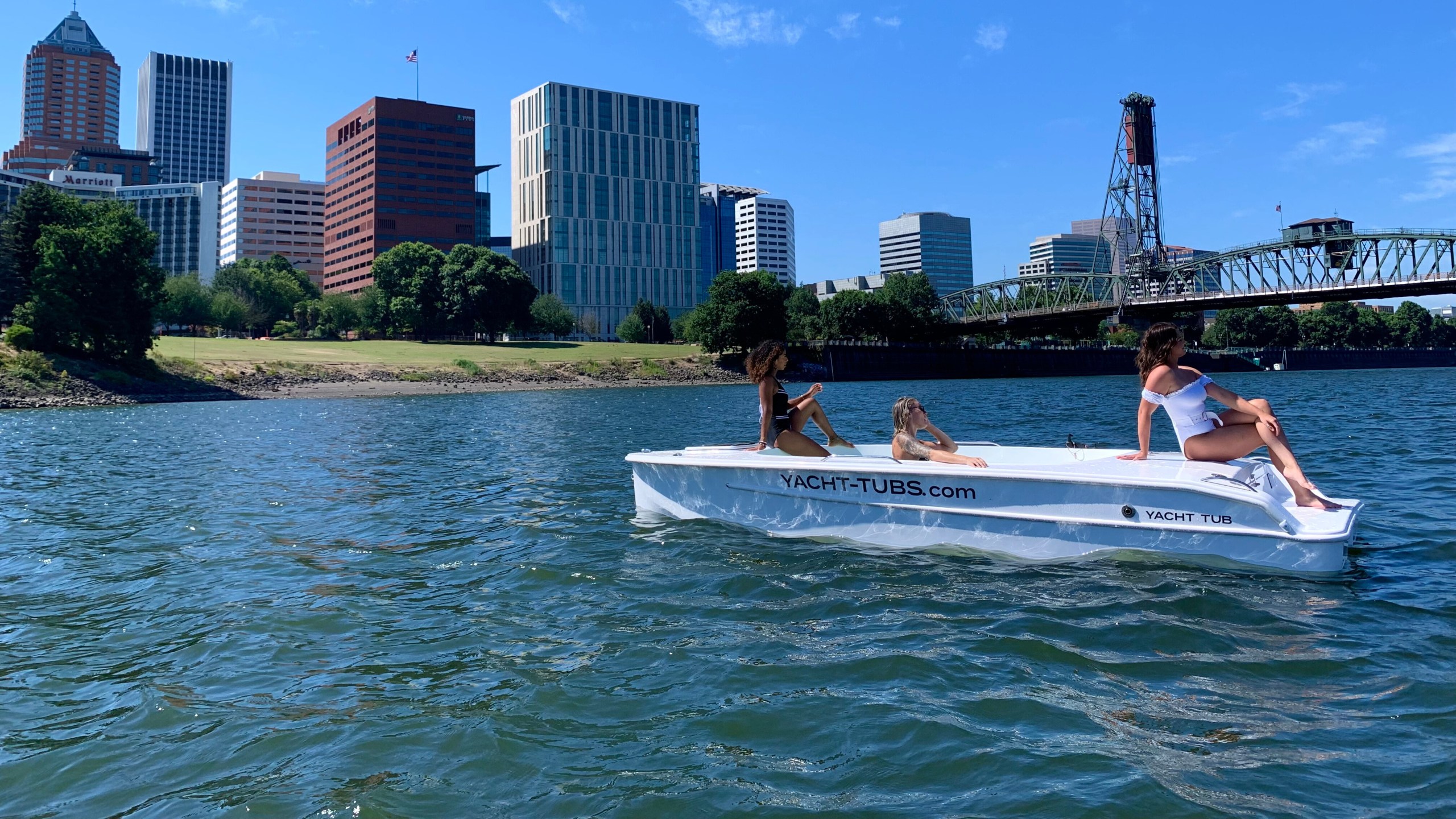 Yacht Tubs ride