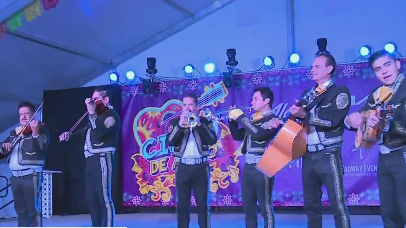 A mariachi band at the Cinco De Mayo Fiesta in Portland