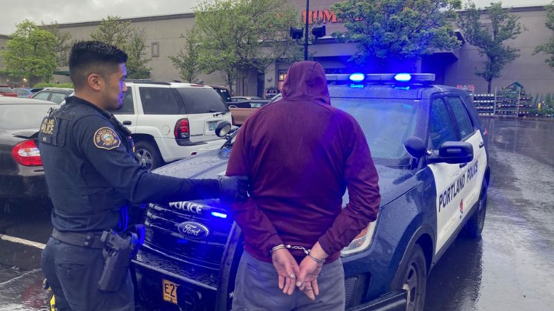 Portland, OR police's retail theft mission leads to 8 arrests